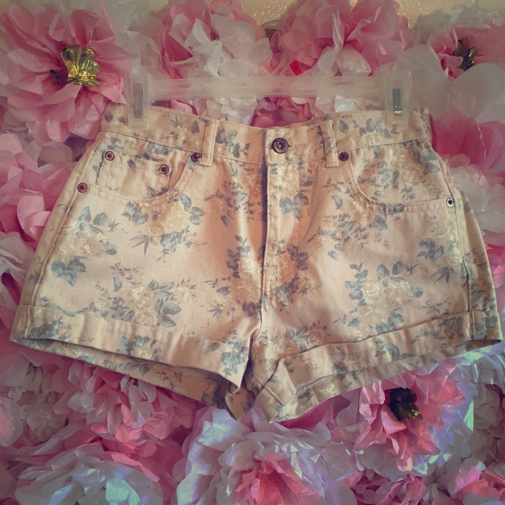 Forever 21 high waisted shorts floral pink size 26